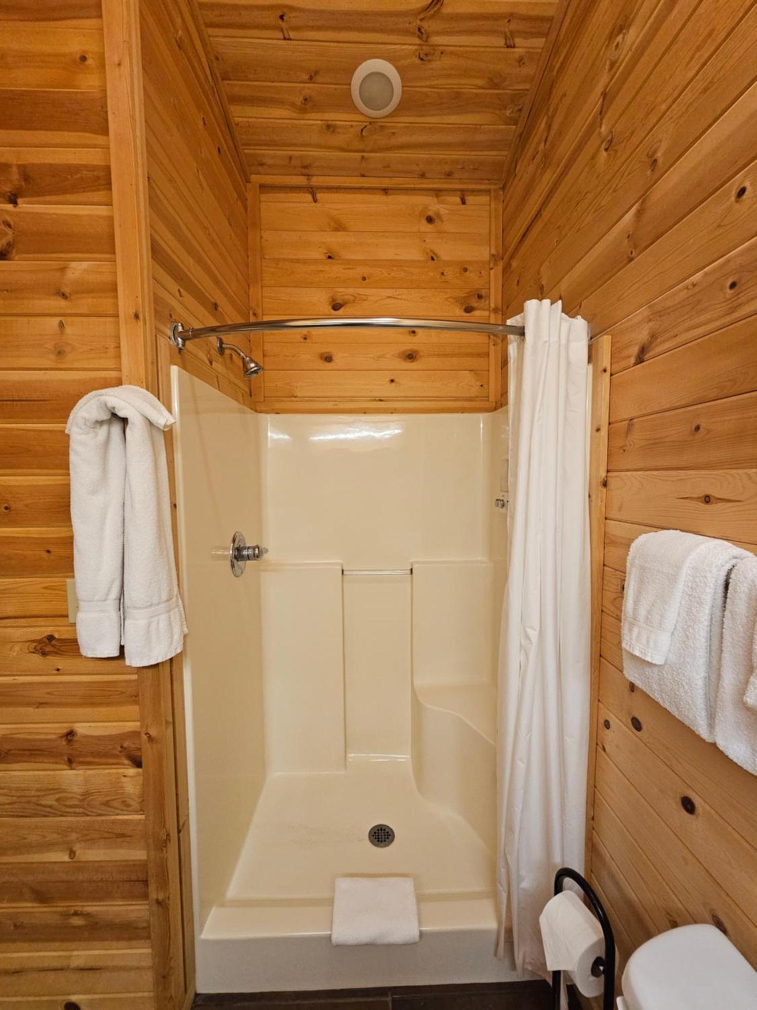 5 Min To Beaver Lake-King Bed-Fire Pit-Jetted Tub #5 Eureka Springs Dış mekan fotoğraf